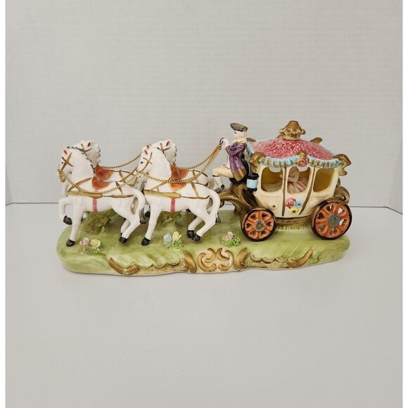 Porcelain Princess in Horse and Carriage Made in Japan 14-5604 - Picture 1 of 13